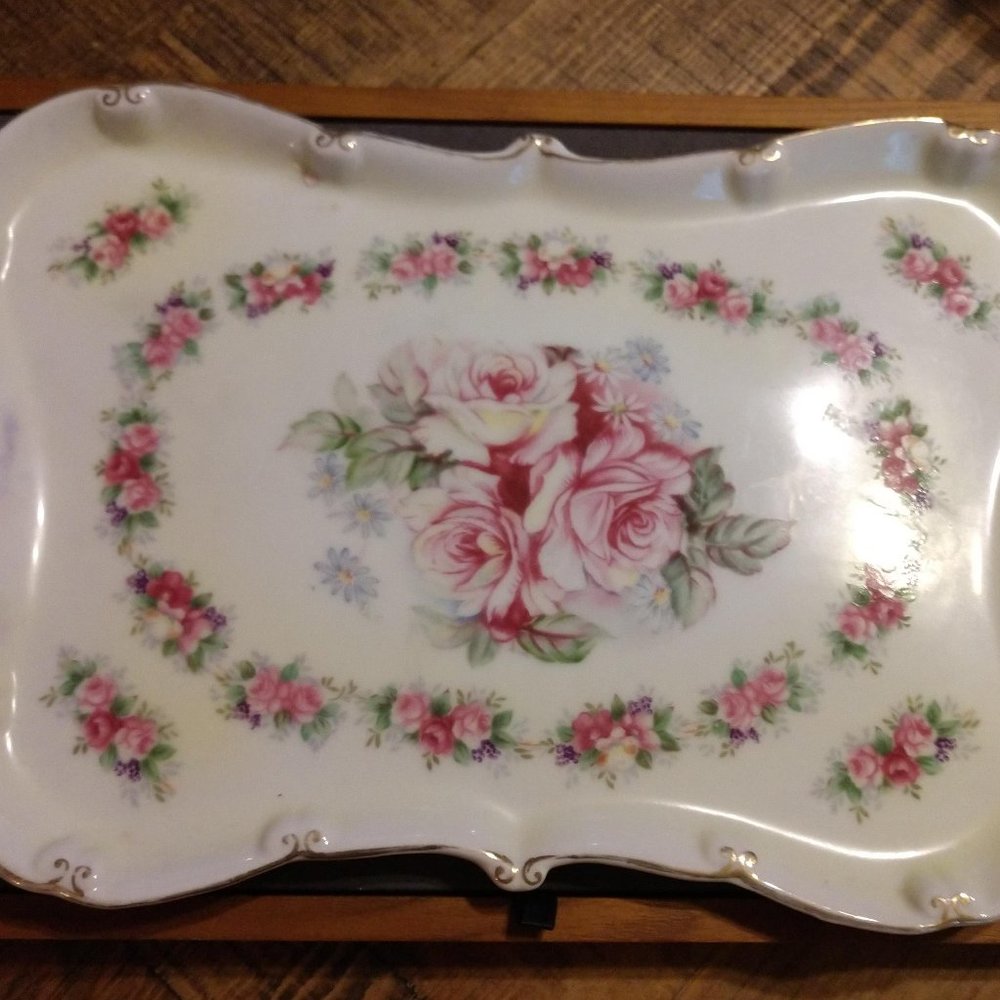 Beautiful Flower Tray - Picture 5 of 9